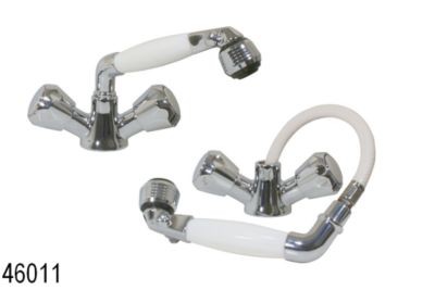 Pull Out Shower Mixer with Adjustable Aerator image
